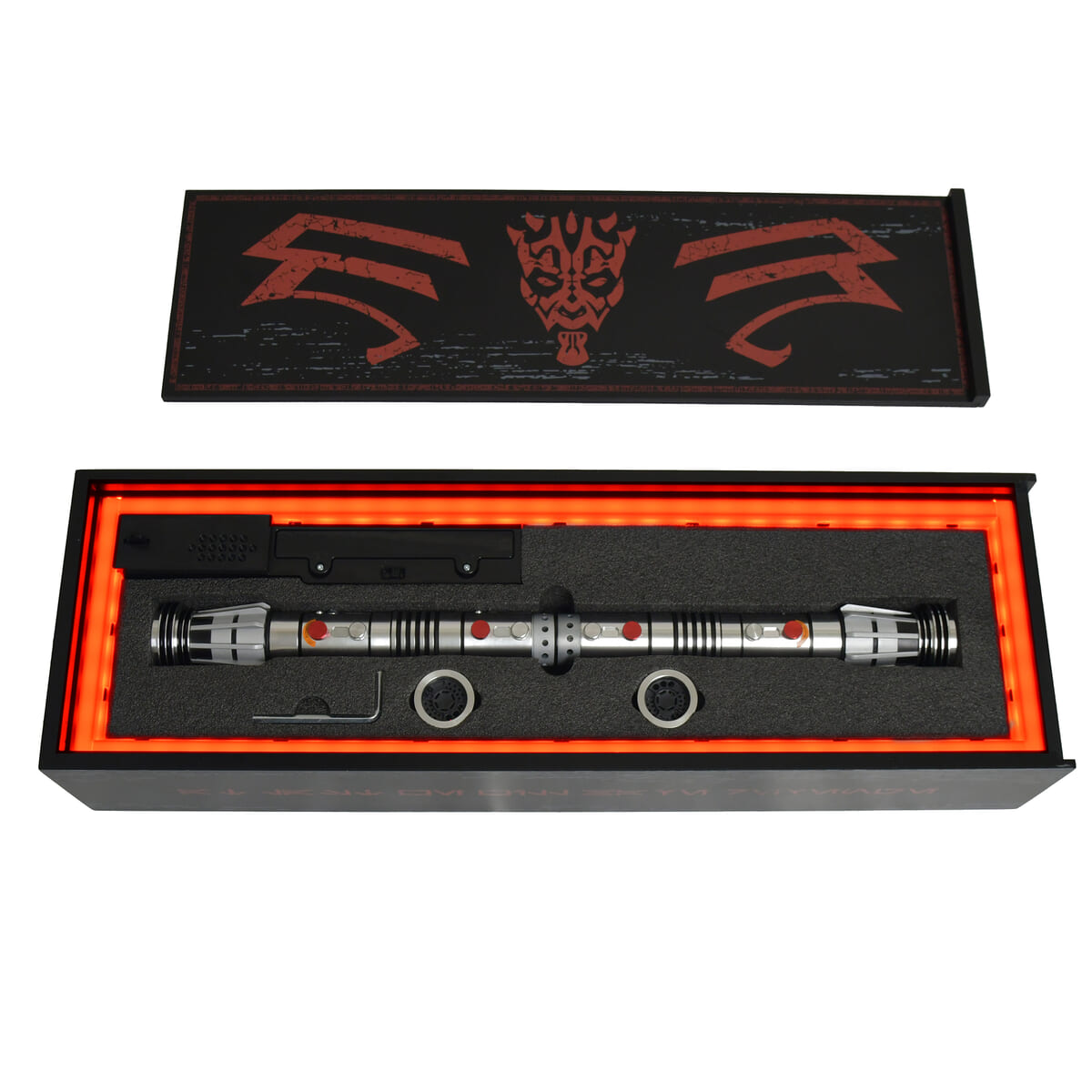 ダース・モール」のレガシーライトセーバーも！ディズニーストア