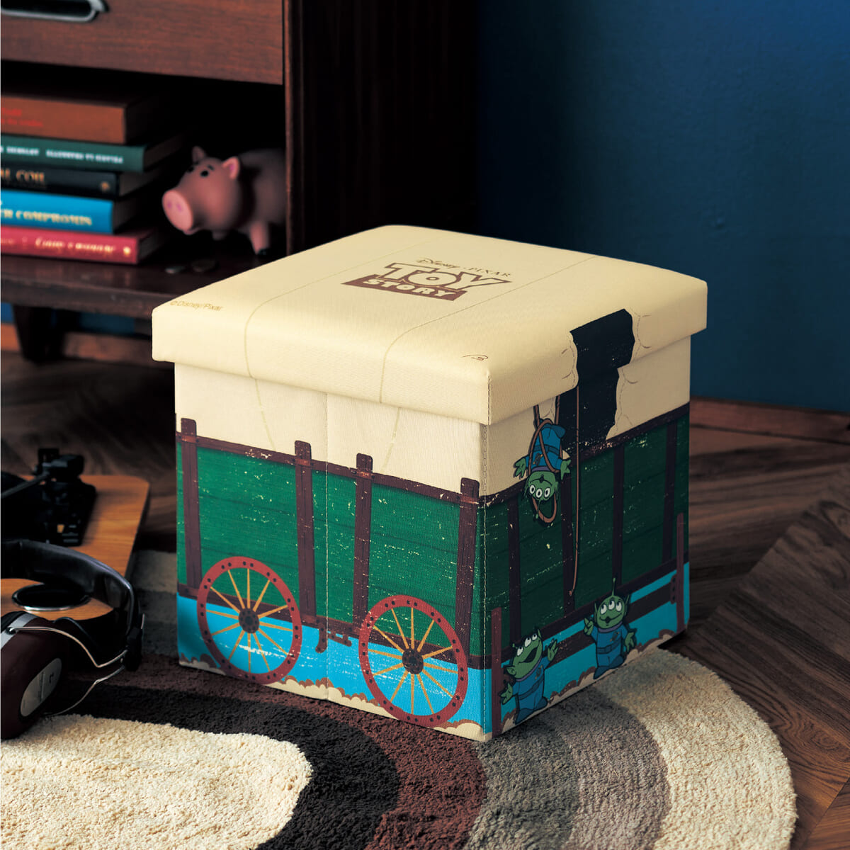 トイ・ストーリー』のおもちゃ箱モチーフ！ベルメゾン ディズニー