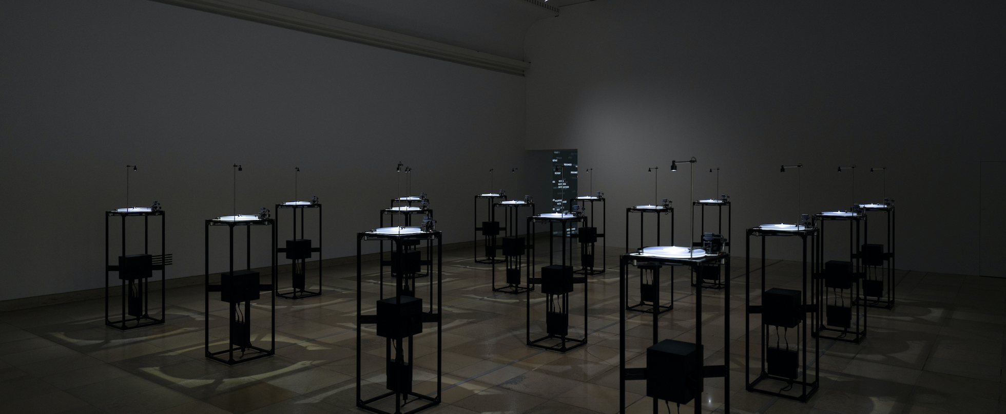 アート・デザイン・音楽 Play Like A Legend: Doc Watson Amazon