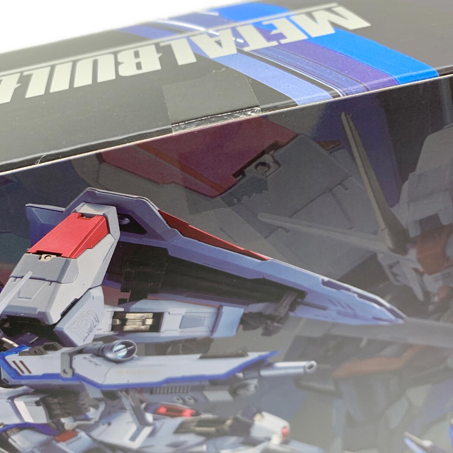 BANDAI (バンダイ) フィギュア METAL BUILD フリーダムガンダム