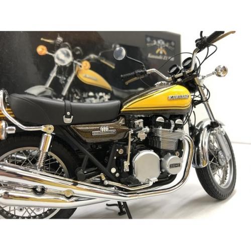MINICHAMPS (ミニチャンプス) オートバイ KAWASAKI Z1 900 1:12