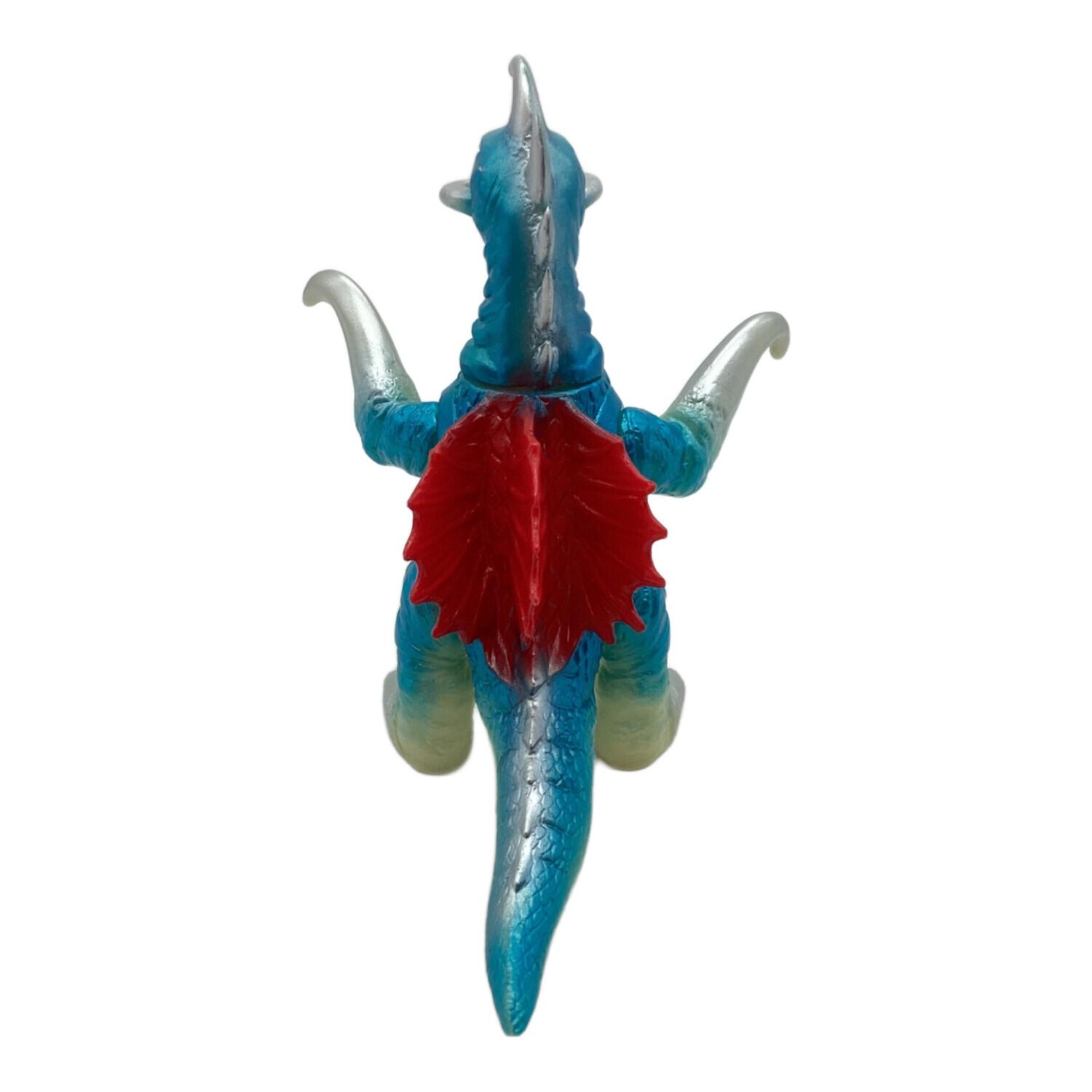 ソフビフィギュア ガイガン 蓄光成型｜トレファクONLINE