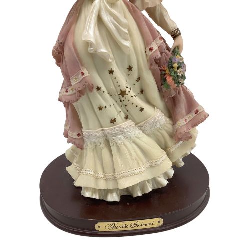 Ricaido Sheimani インテリア陶器 天使/女神｜トレファクONLINE