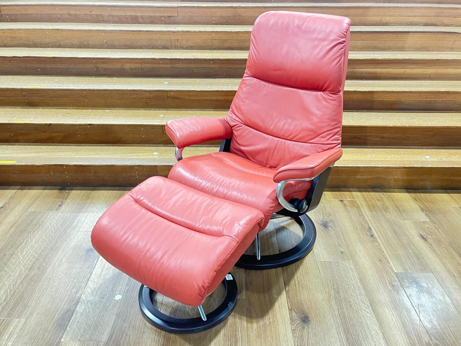 極美品 EKORNES リクライニングチェア 赤 Ekornes (エコーネス