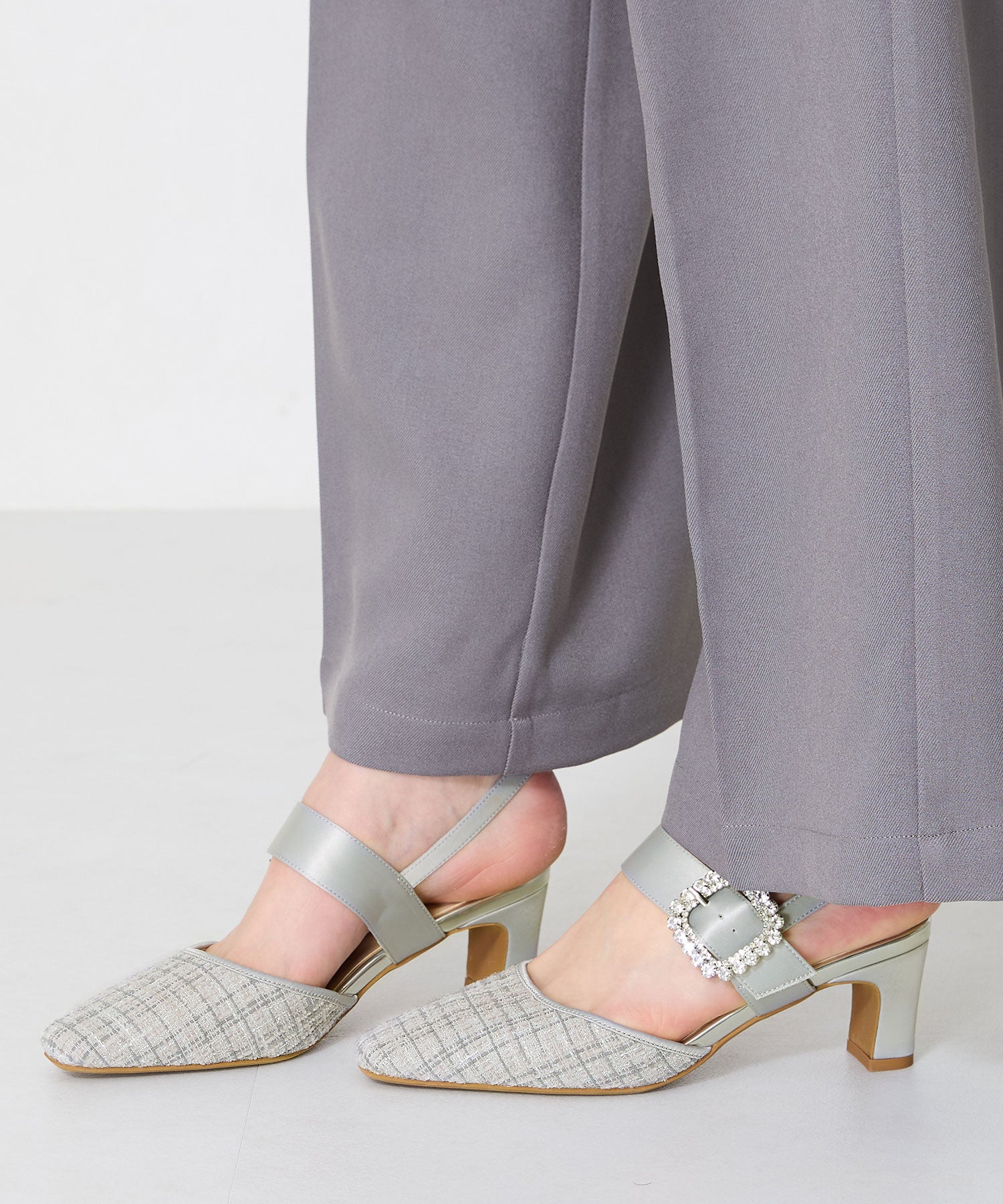 ビジューストラップツイードパンプス/51115 – ORIENTALTRAFFIC