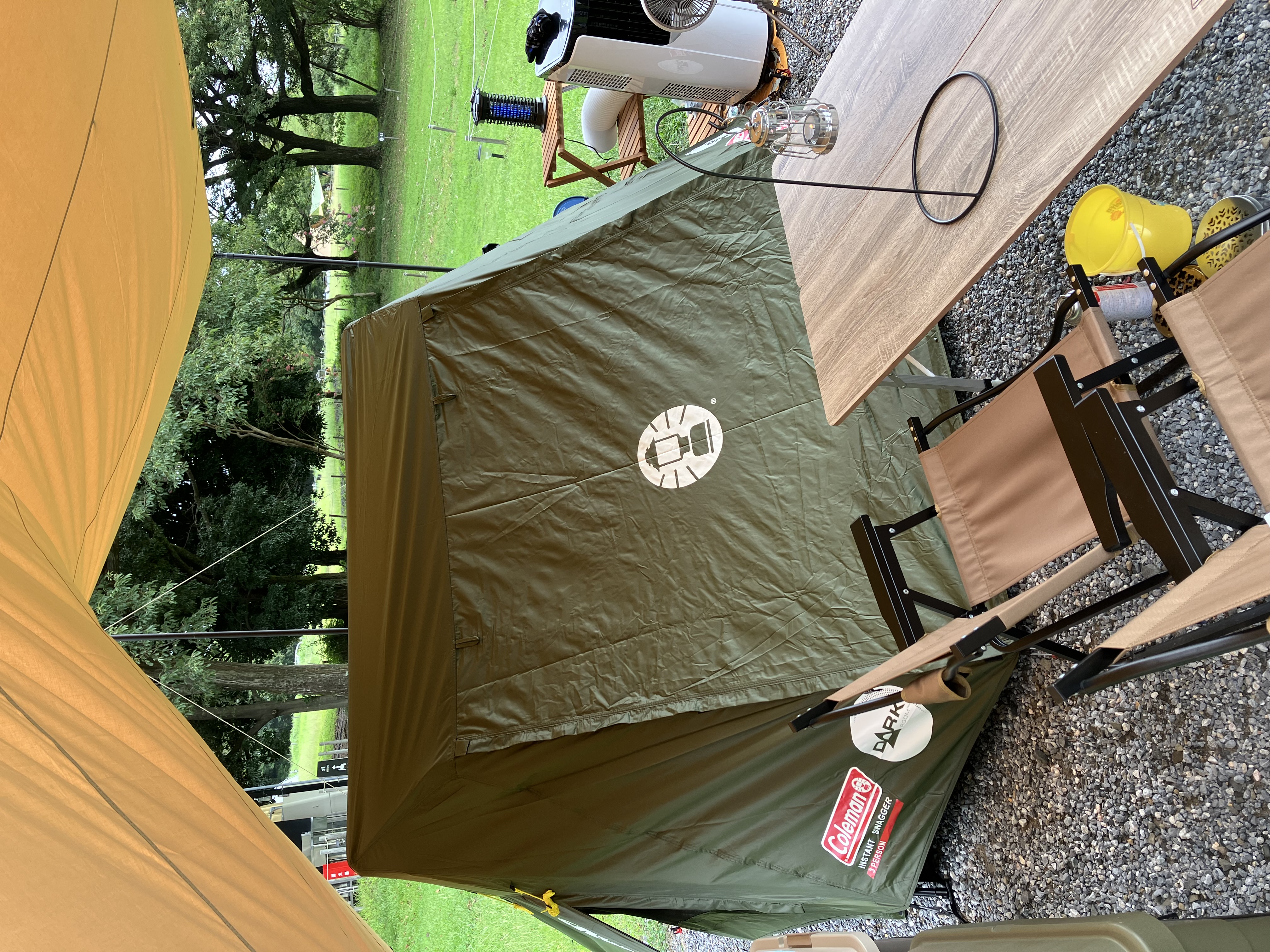 コールマン インスタントスワガー3P ダークルーム | アウトドア用品