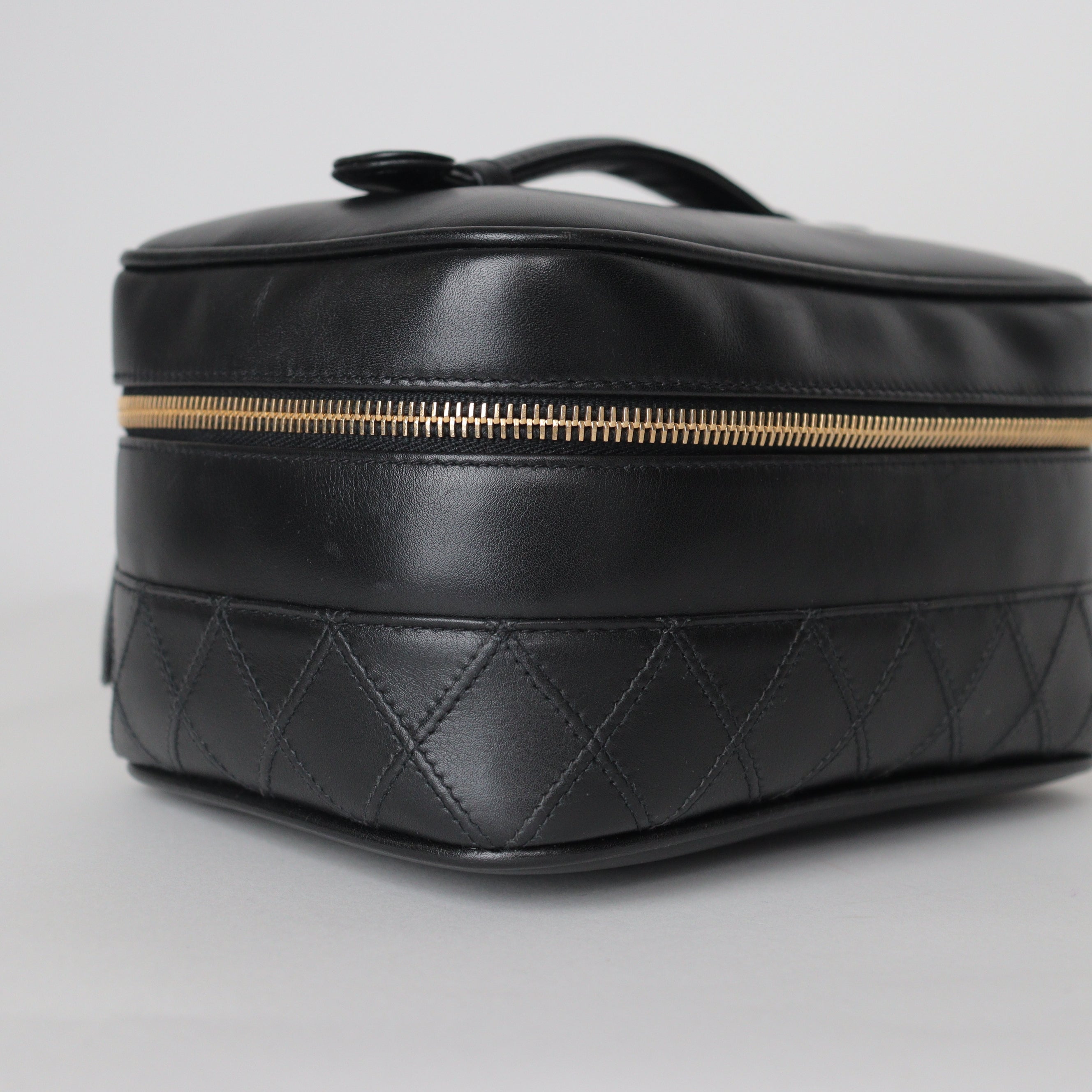 NEXT51｜CHER｜CHANEL バニティバッグ ビコローレ