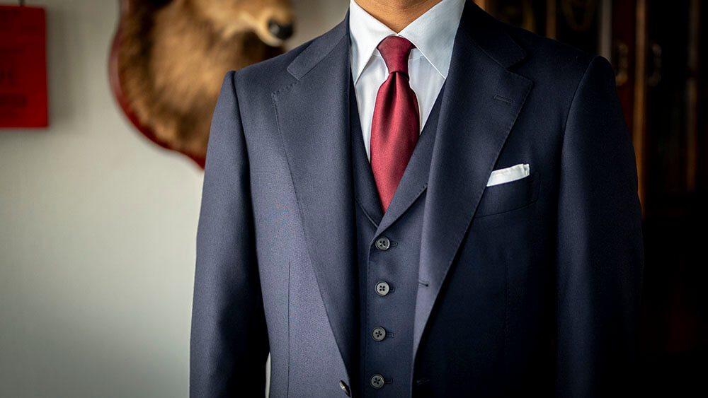 T様のご依頼】HARRISONS “CRU CLASSE” 王道ネイビースーツ - お客様の