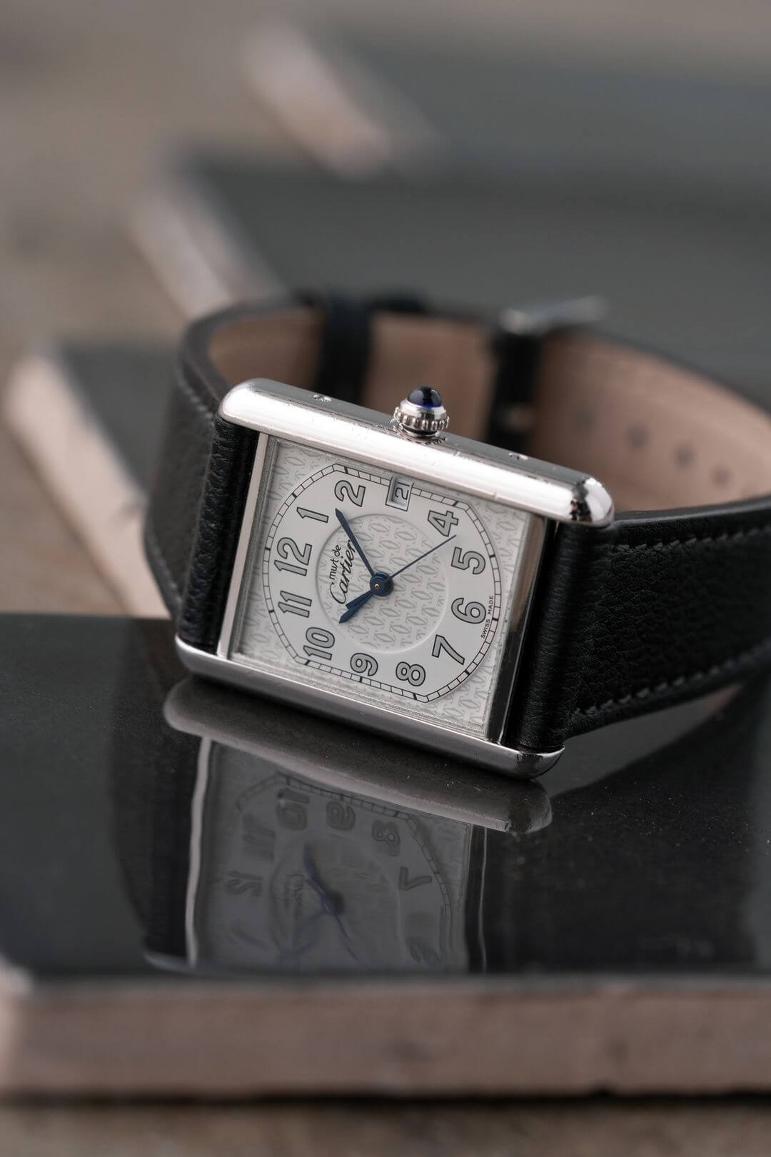 マスト ドゥ カルティエ/新型マストタンクGMデイト/アルジャン/ロゴ