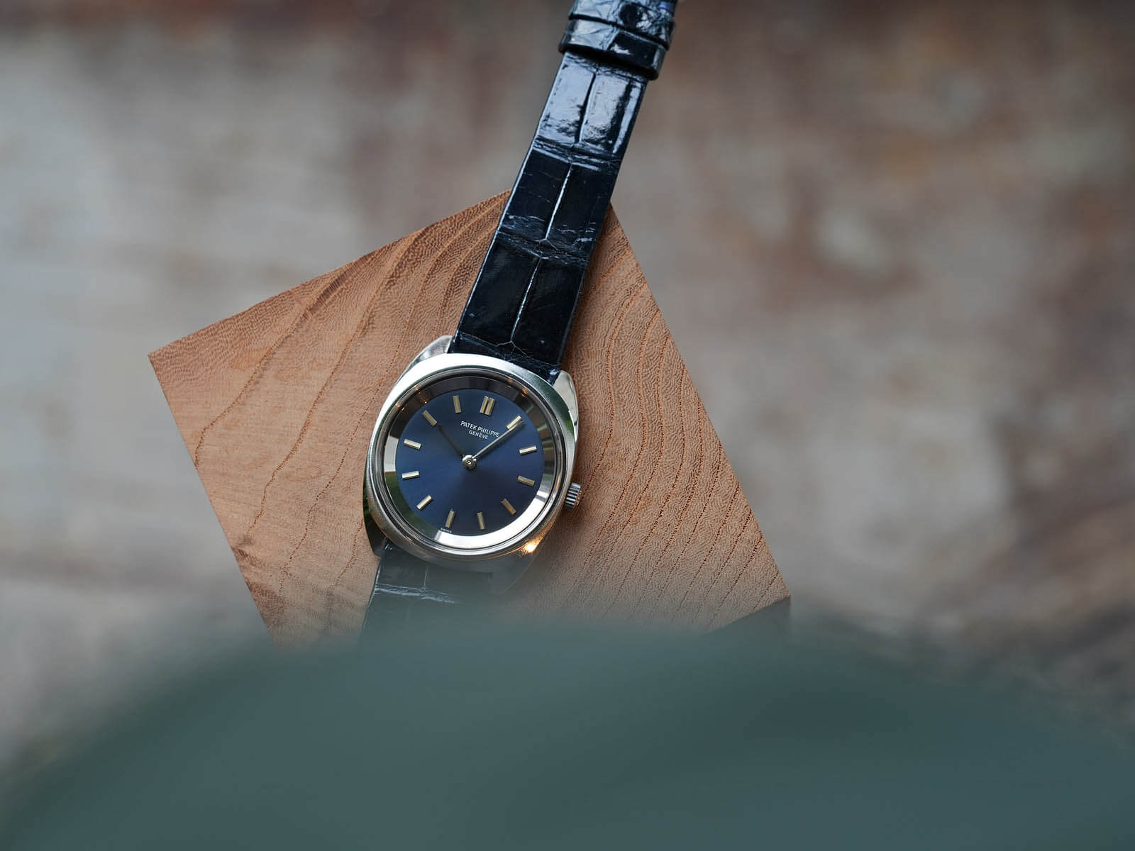 パテックフィリップ/カラトラバ/Cライン/ブルーダイヤル/ジュネーブ