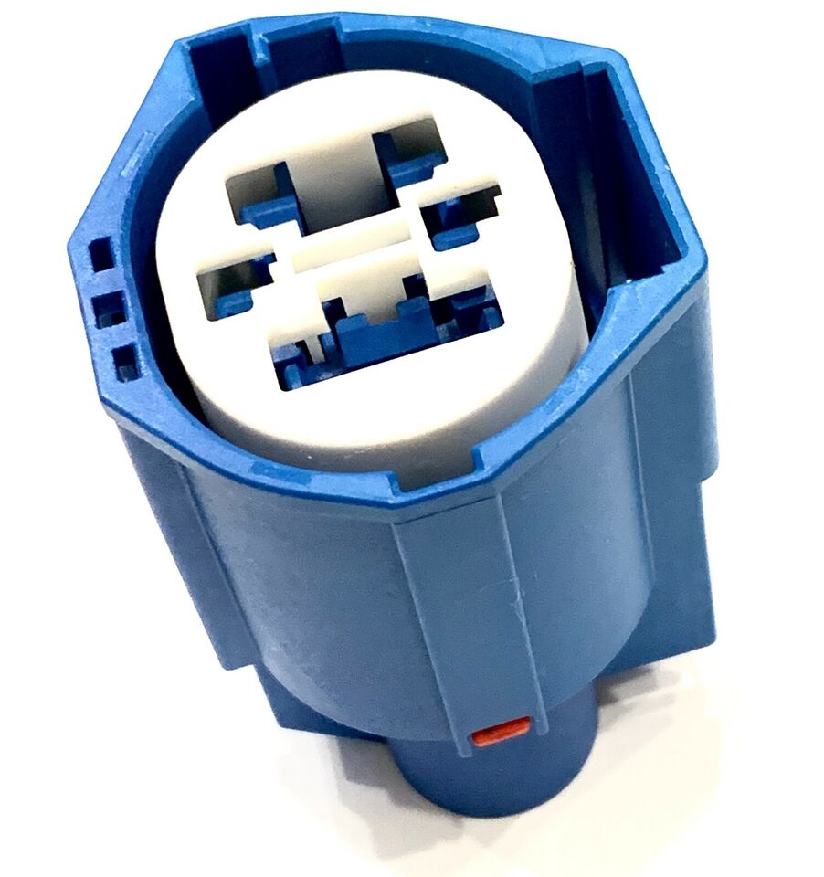 Yazaki 7283-8497-90 4 Position Hybrid Female Connector