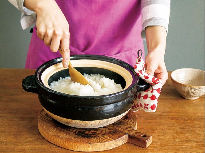 長谷園 伊賀焼の炊飯土鍋 かまどさん 二合炊き(かまどさん 二合): 三重