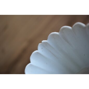 古伊万里白磁 菊型向付 10客1組 P204｜骨董店 のびる 古美術 骨董 和風