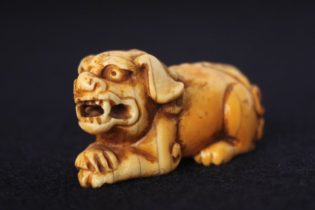 友一銘 獅子時代根付 U087｜骨董店 のびる 古美術 骨董 和風建具 蔵戸