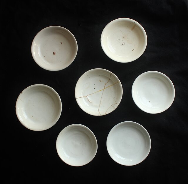 白呉須 白南京 呉須手皿 7枚1組 P633｜骨董店 のびる 古美術 骨董 和風