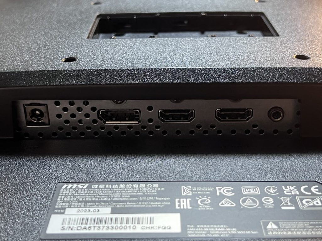 MSIのゲーミングモニター「G32C4X」レビュー。湾曲による没入感と250Hz