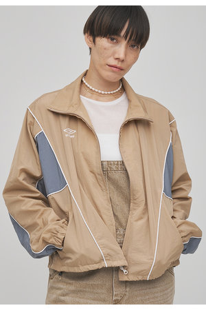 Whim Gazette(ウィム ガゼット)｜【UMBRO×Whim Gazette】スタンド