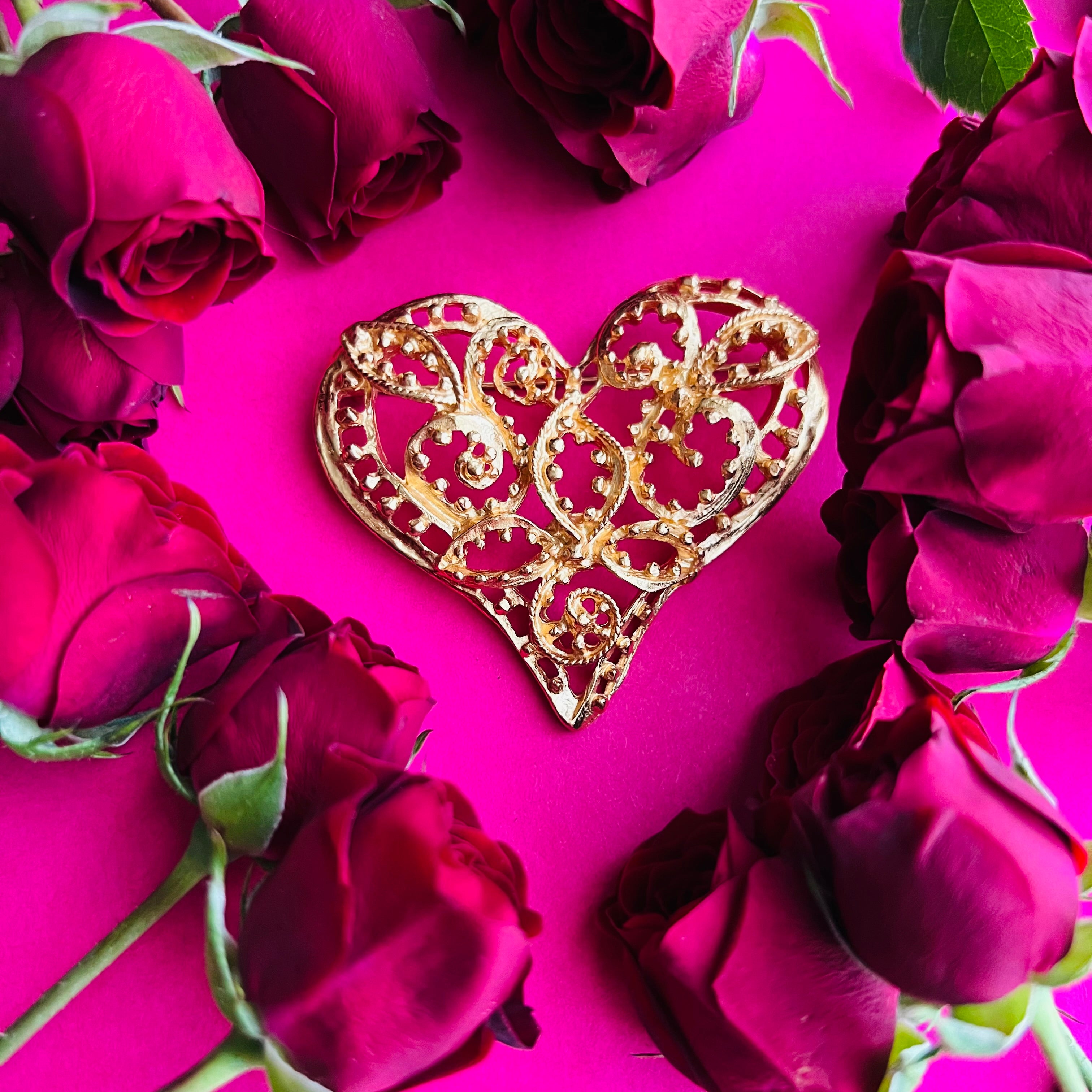 Christian Lacroix Bijoux Signed Gold Heart Brooch – Empress Vintage