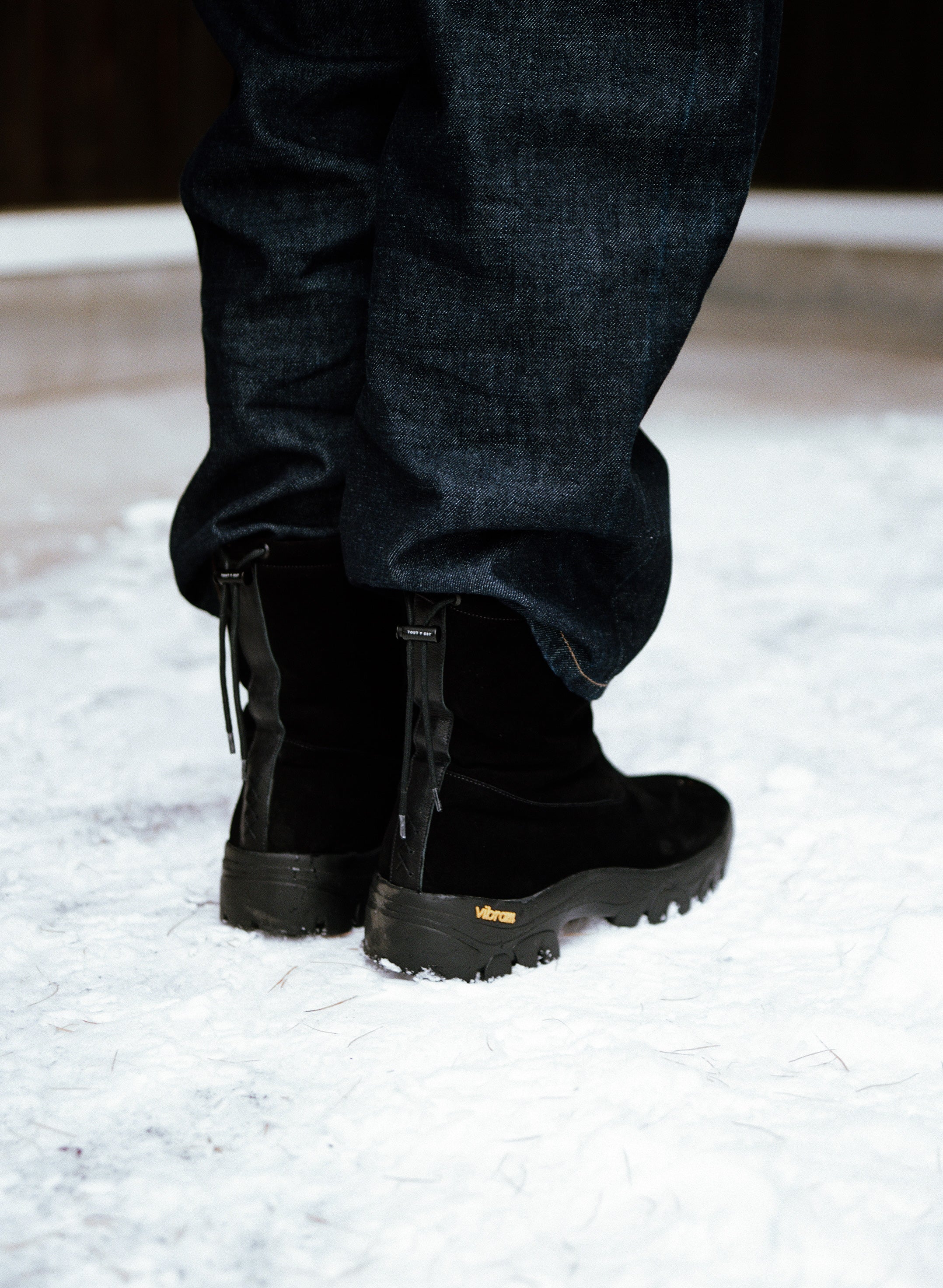 SHOES – TOUT Y EST EN