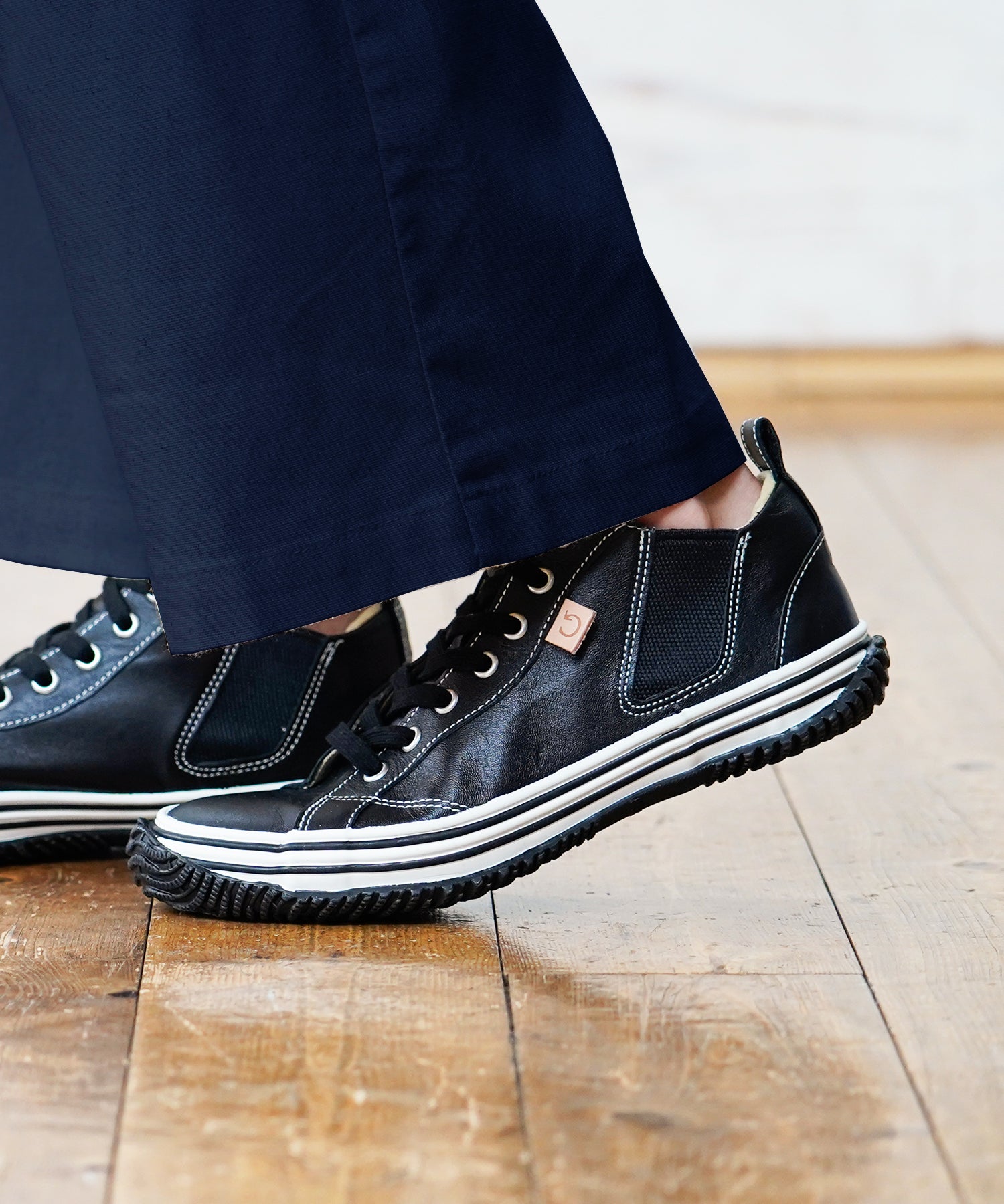 SP-442 Black | 国産ハンドメイド スニーカー スピングル