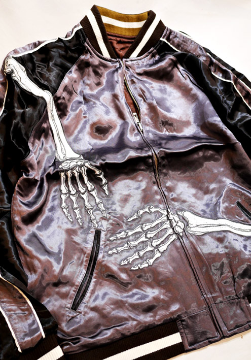 花旅楽団 [ 抱き着き髑髏 ] 刺繍 リバーシブルスカジャン SKJ-008 新色