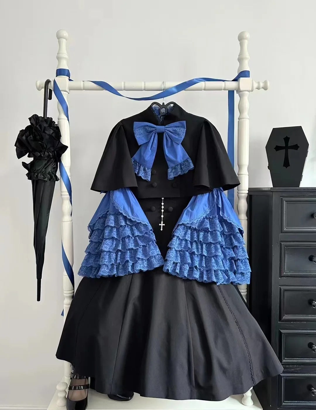 Lilia 姫袖ブラウス(ブルー・レッド)【梅子】 – Epetice