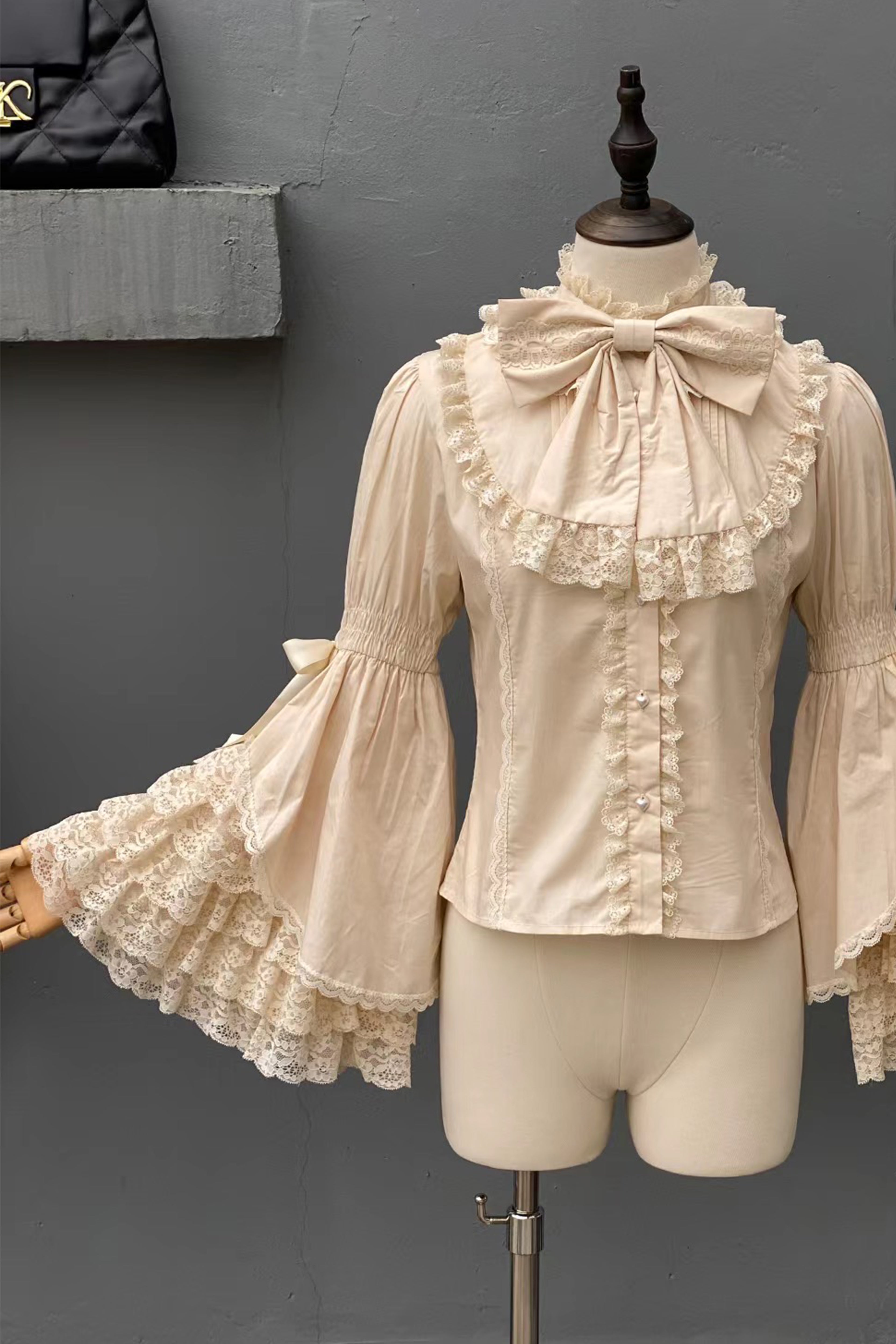 Lilia 姫袖ブラウス(3XL.4XL)【梅子】 – Epetice