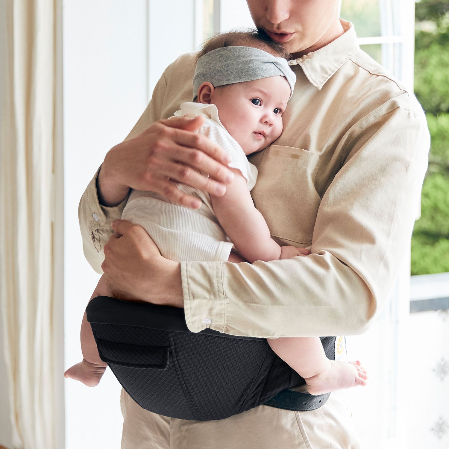 Alta ヒップシートキャリア / オニキスブラック | エルゴベビー