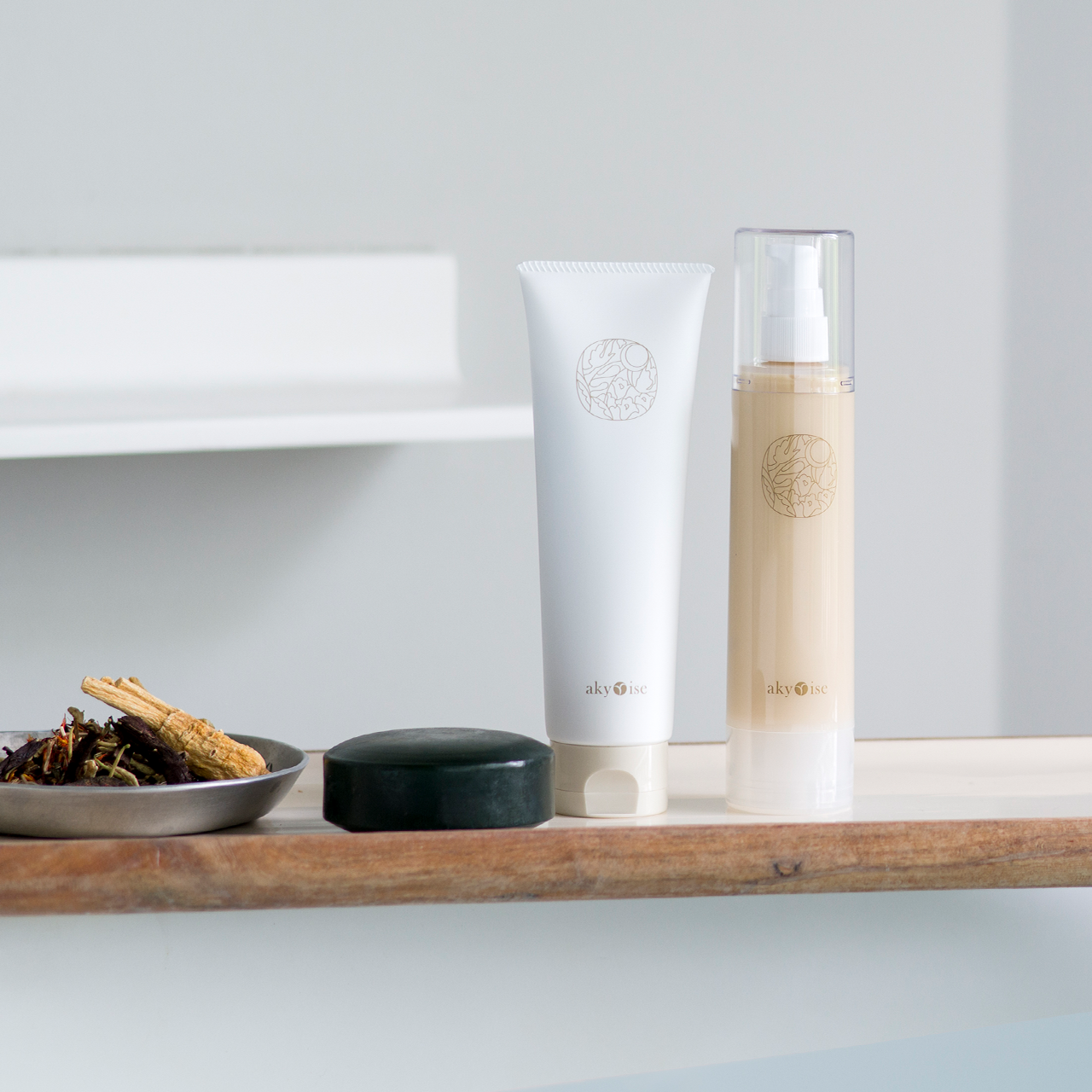 3ステップのこと｜ akyrise / アキュライズ｜シンプルスキンケア