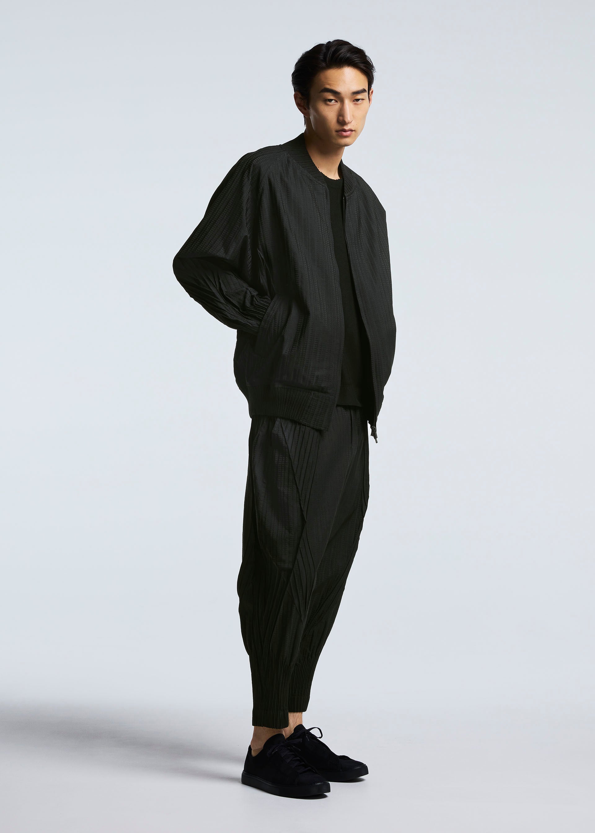 TYPE-S 001-2 Jacket Black-Hued – ISSEY MIYAKE EU