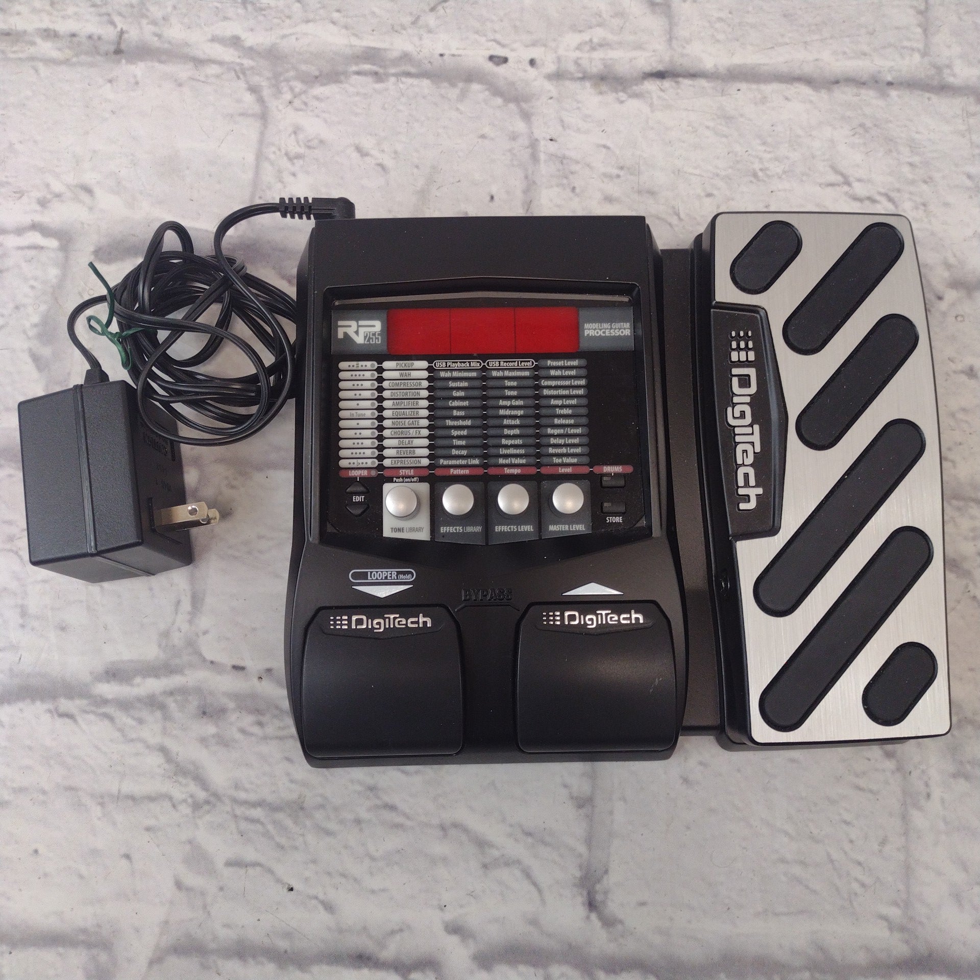 Digitech RP255 Guitar Multieffects Pedal - Evolution Music
