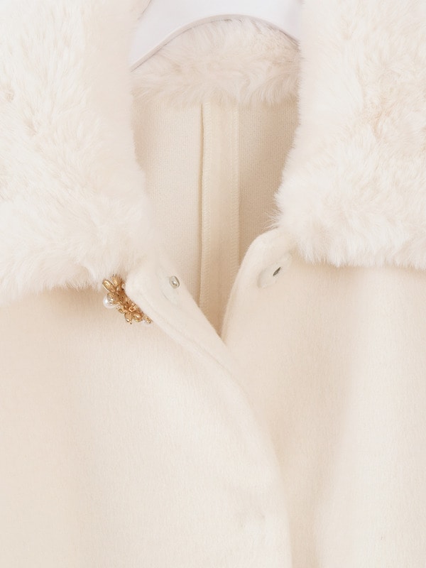 ビジューポンチョコート｜evelyn（エブリン）公式通販サイト