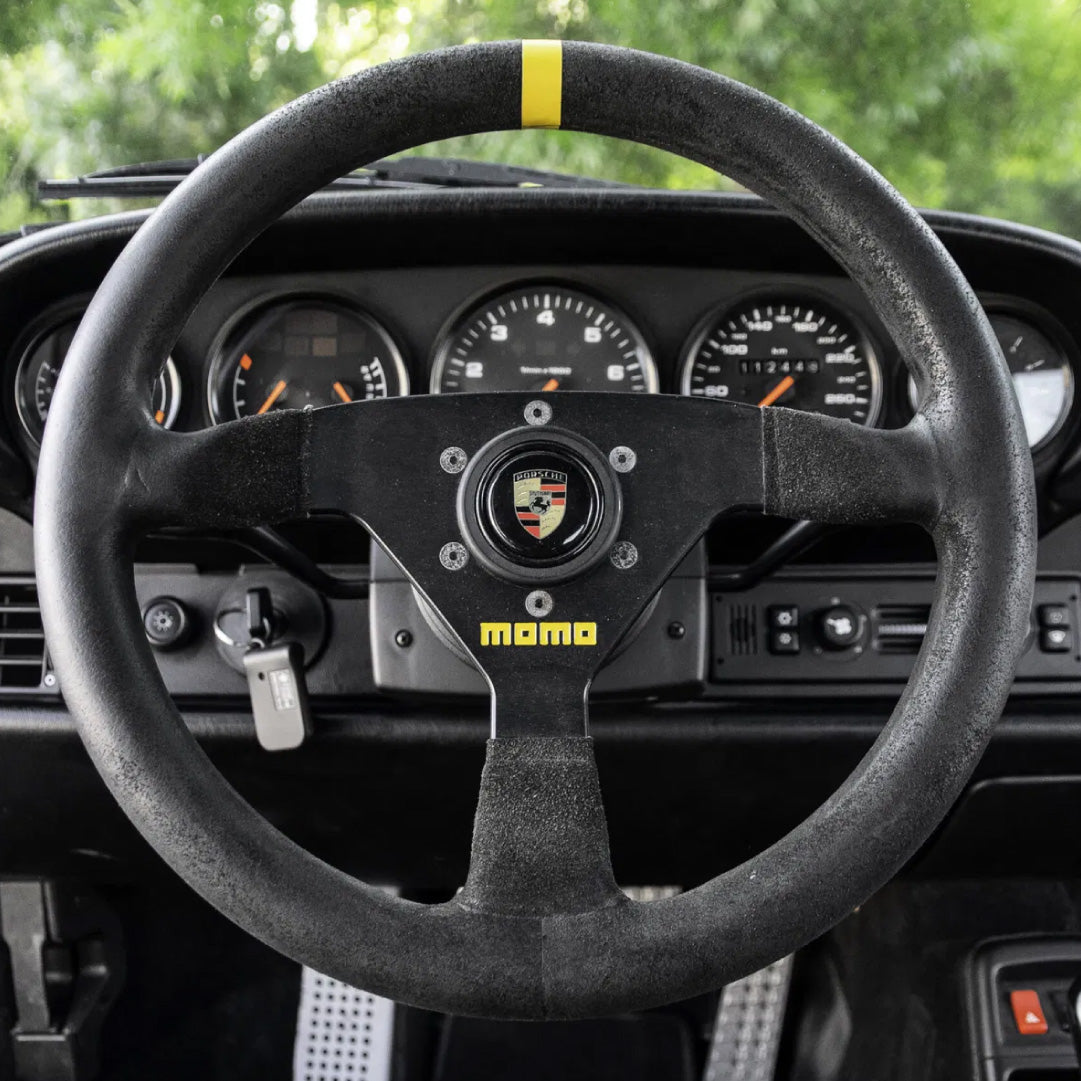 MOMO(モモ) ステアリング MOD.69 35パイ BK⁄スエード M-52 | MOMO(モモ