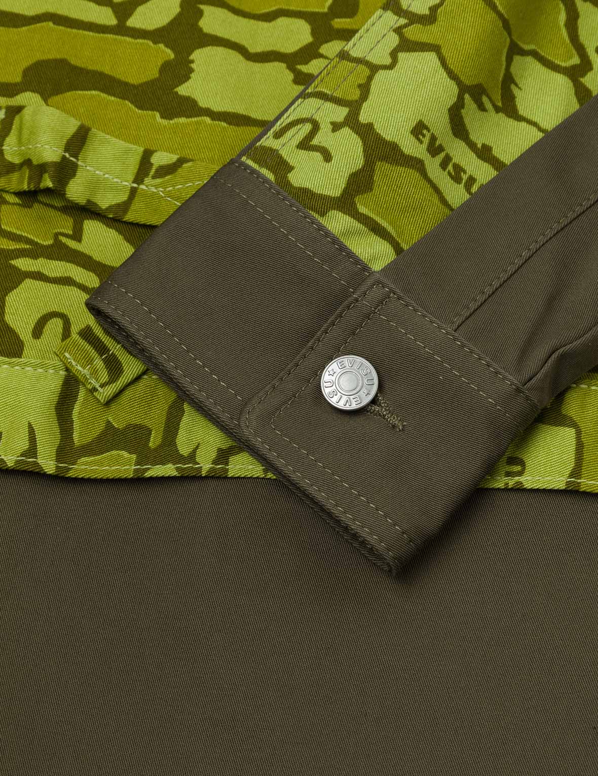 カモメプリントとハイブリッド石垣迷彩レギュラーフィットシャツ