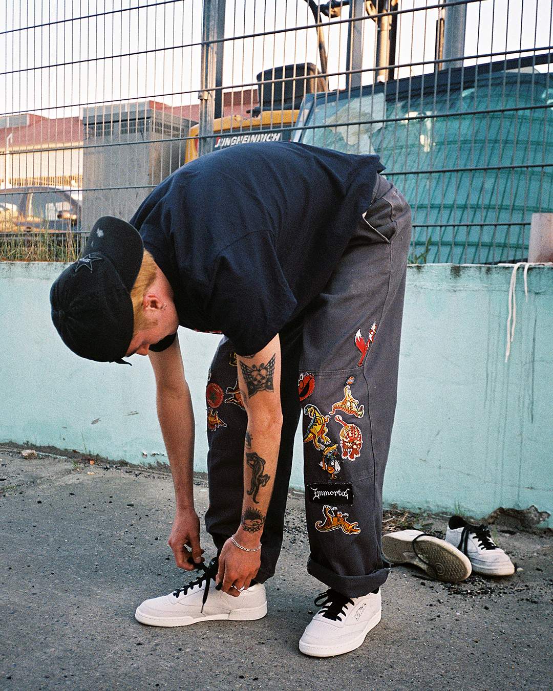 Reebok × SNEEZE MagazineがコラボレートしたCLUB Cが登場 | EYESCREAM