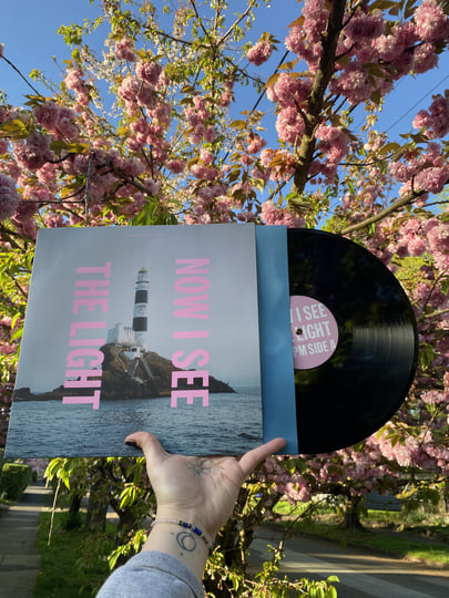 NOW I SEE THE LIGHT | toe