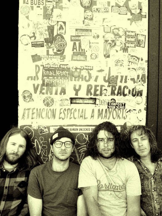 Hello Hello | DIVERS