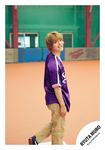 室龍太 | ファミクラストア オンライン