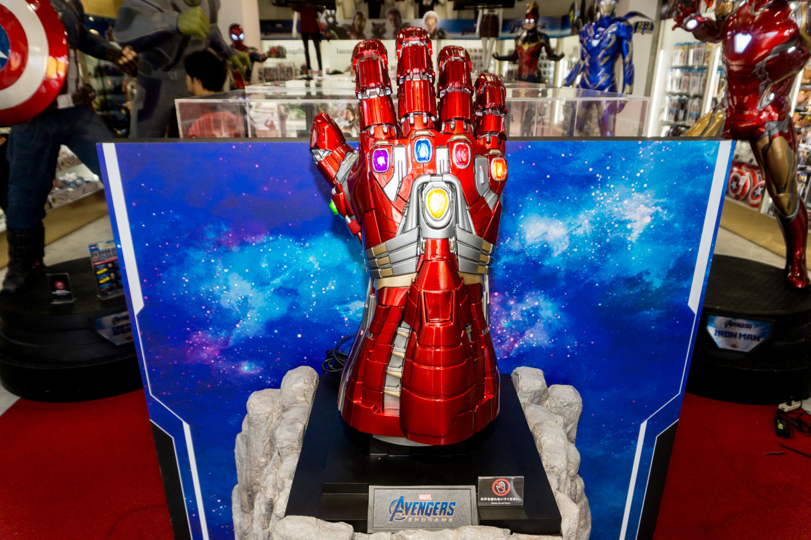 原宿トイサピエンス『アベンジャーズ／エンドゲーム』ストアが