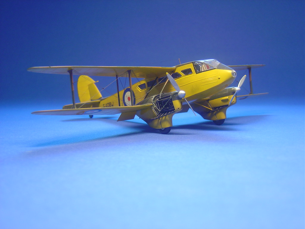 DH.89 Dragon Rapide - Heller 1/72 - walkaround - Ready for