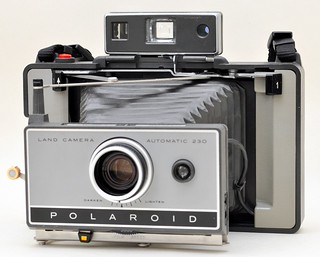 Polaroid Land Model 230 - Camera-wiki.org - The free camera