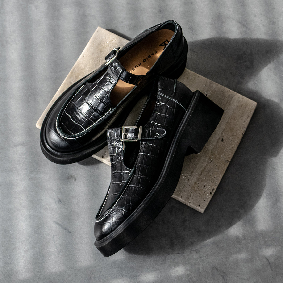 Fabio Rusconi Fabio Rusconi round toe thick sole T-strap shoes