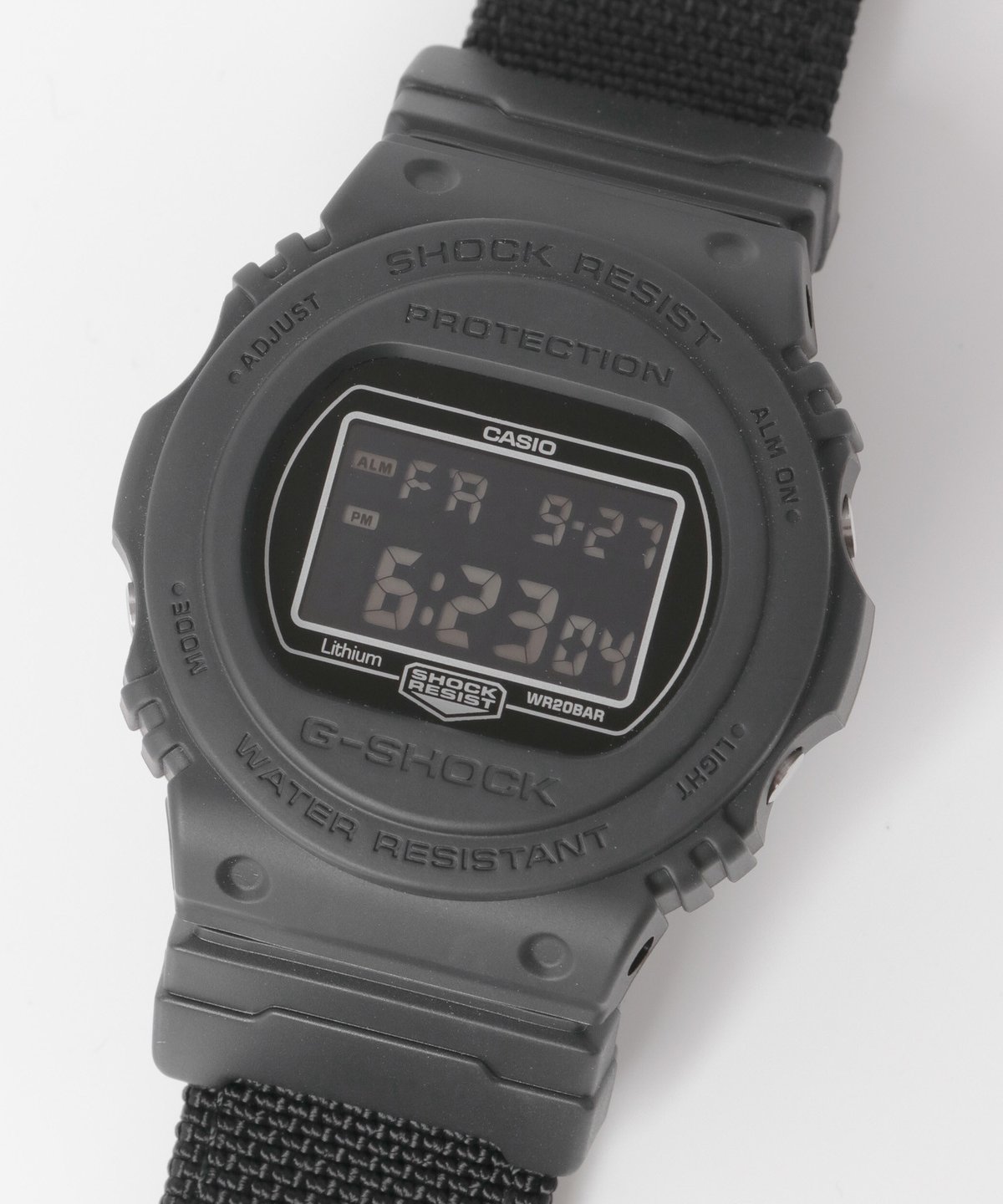 ua-casio-gshock-1025-001.jpg