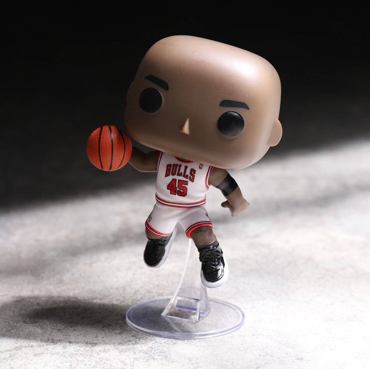 マイケル・ジョーダンNBA復帰当時の姿を再現したフィギュアが発売