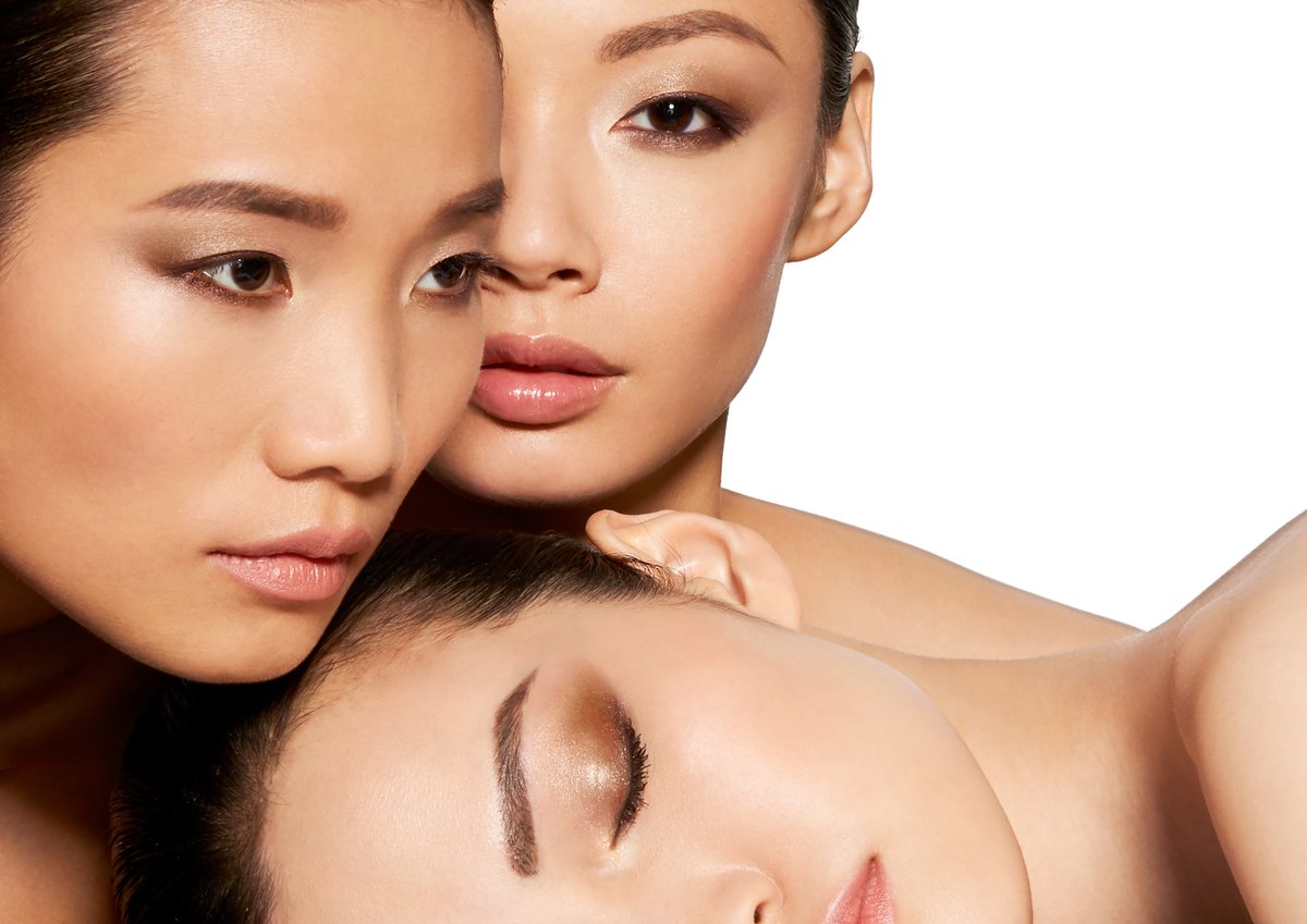 トム フォード ビューティ」グローバルで即完売したアイシャドウ発売