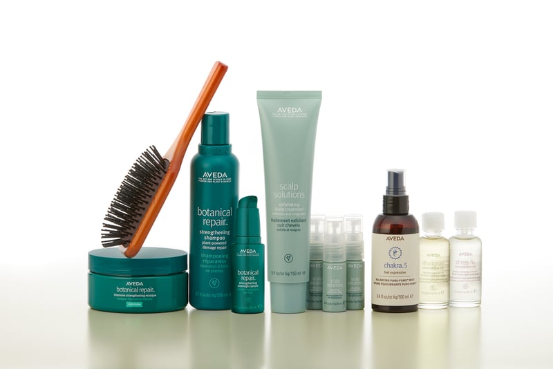 アヴェダ」が日本上陸20周年 人気ヘアケアとブラシの限定セットが登場