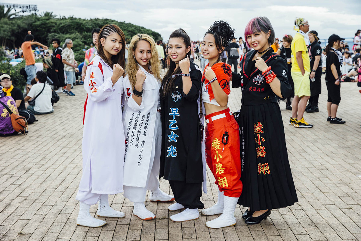 特攻服に白スーツ！？気合入りまくりの「氣志團万博2016」ファッション