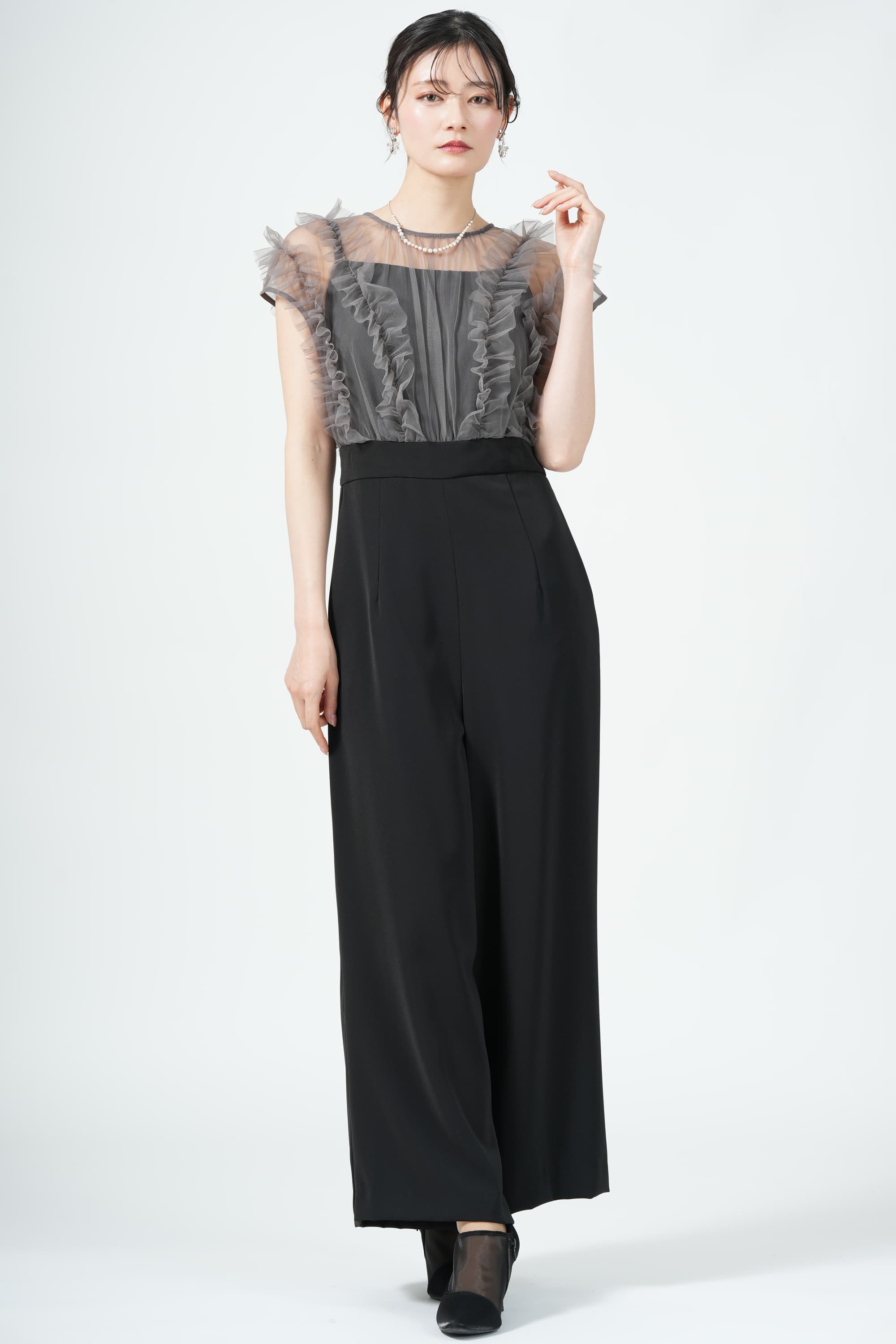 niana チュールフリルブラックパンツドレス (M) をレンタル - 結婚式