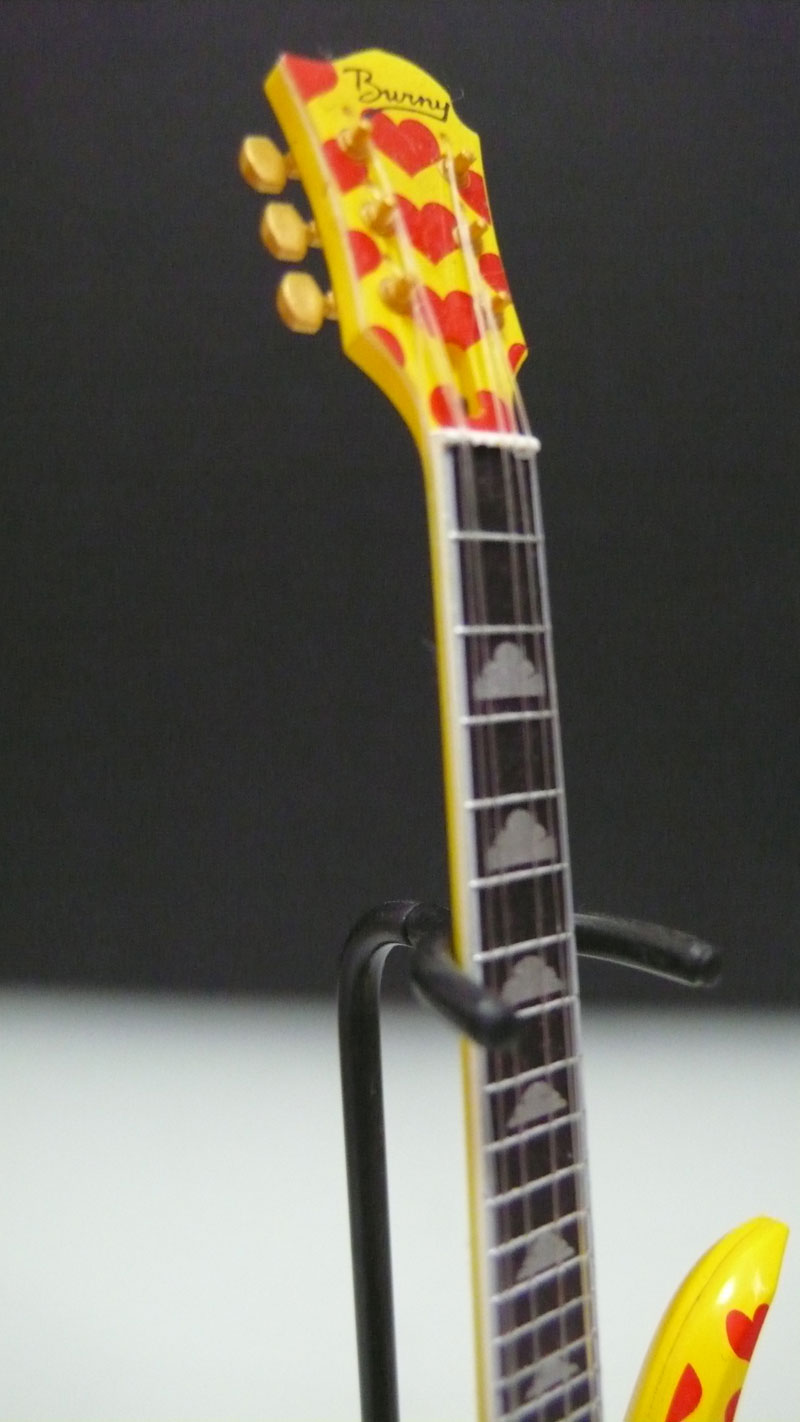 hide ギターコレクション Burny MG-YH イエローハート｜フィギュア