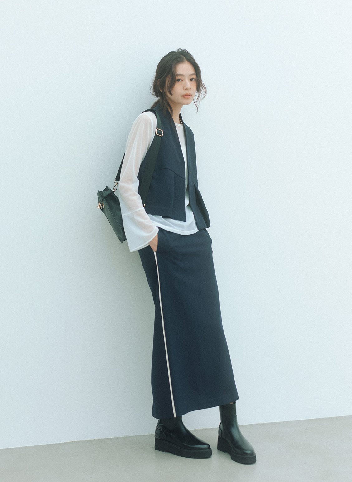 マルチWAYミニショルダーポーチ｜LOUNIE（ルーニィ）公式サイト／公式